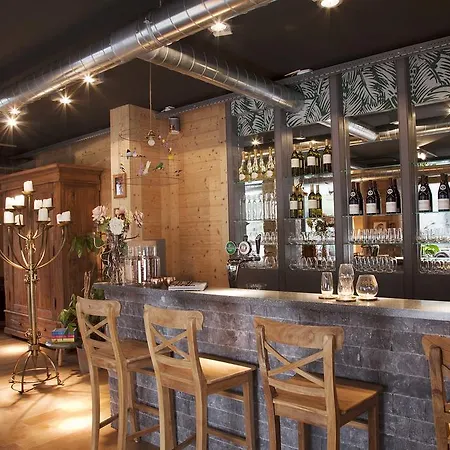 Boutique-hotel Chez Jan Hotel 4*