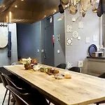 Hotell Boutique-hotel Chez Jan 4*